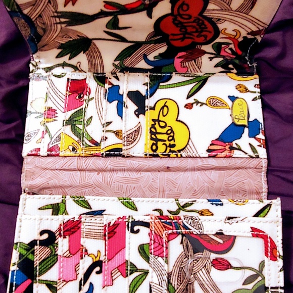 Wallet - Picture 4 of 5